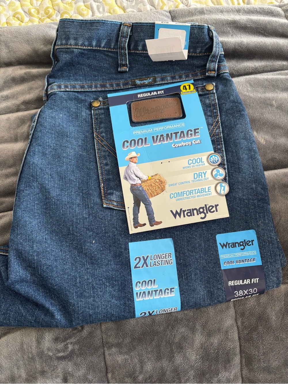 Wrangler Cool Vantage Cowboy Cut Jeans - Dark Blue